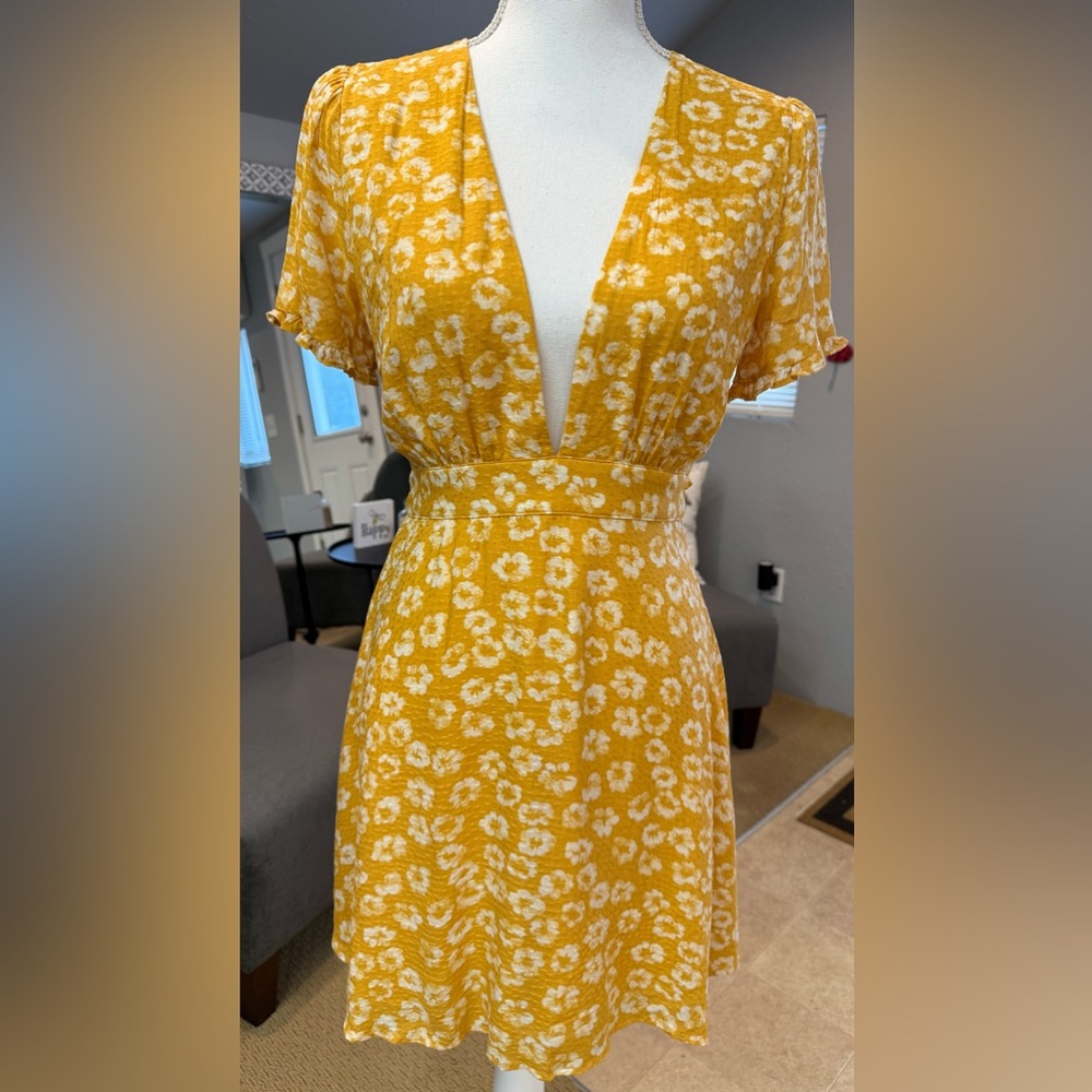LuLu’s Floral Butter Yellow Summer Dress